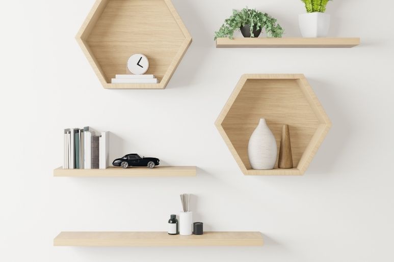 Tips for Hiding Clutter on Floating Shelves